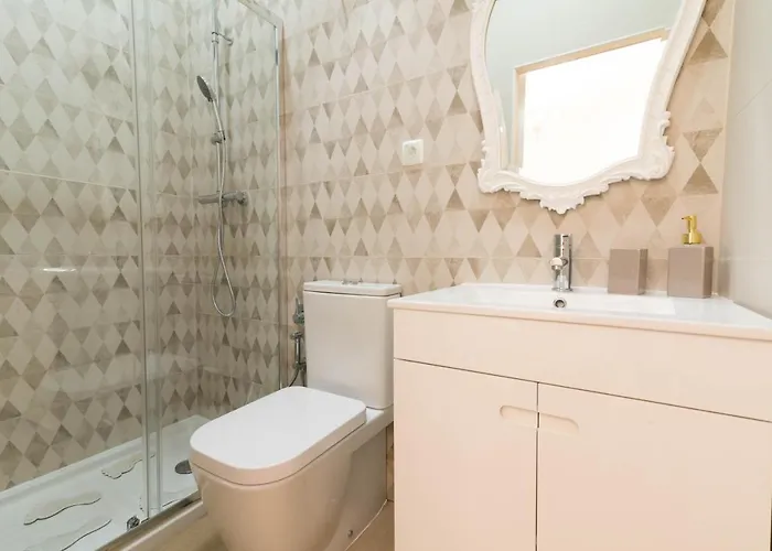 Yin By Algartur טאווירה